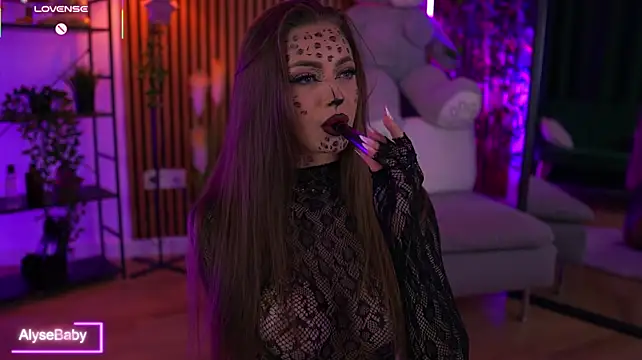 AlyseBaby - HOT PUSSY PLAY + DOMI