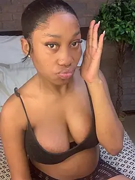 PetiteBunnyX