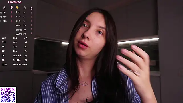 DaisyBlaze - rub my wet pussy as fast as I can
