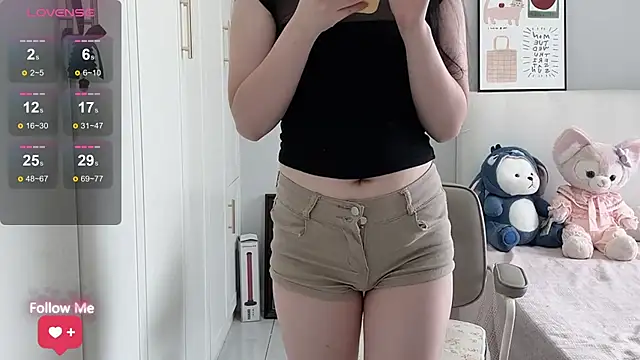 --bee-- - 电子宠物 阿呜（瑟瑟舔香蕉）