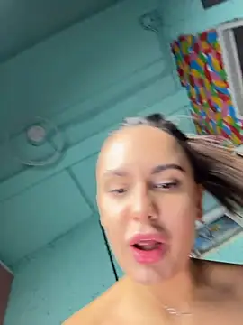 AllaTousNew - squirt on your face