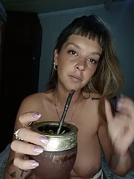 Sarahbrends - Garganta profunda a dildo