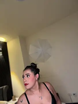 Nicky_gh - HARD SQUIRT IN MY MOUTH