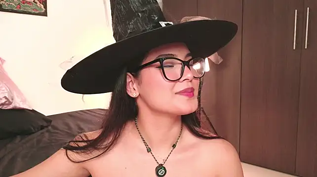 Aurorabeck_ - Be my cowgirl... 🍆 (ride dildo)