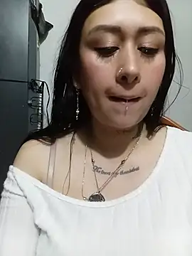 Beautiful_Lady90 - SHHH IM NOT ALONE AT HOME 🤭🤫