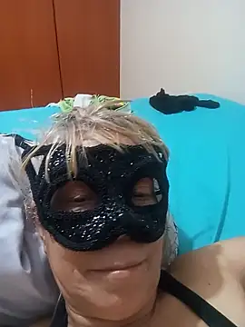 Jazminlover04 - I want to buy some lingerie.