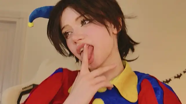 Dark_Diva - doggy teasing and flashing