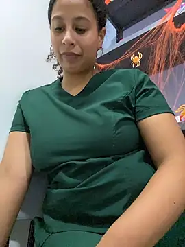 Chloefixxx - SEXY DANCE AND TAKE OFF SHIRT