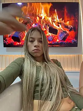 Mia_Rosee1 - Show naked + Oil 💦