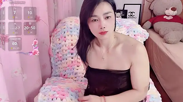 U_Ung - 幸福每一天——无内M腿 小粉控制3分钟
