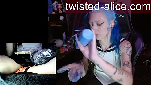Twisted_Alice