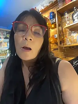 _Pamela04 - Fuck my pussy with beer bottle in bar