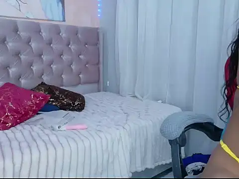 Sofiglamm - Fuck mi dildo