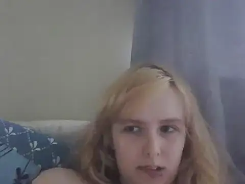 Valenciaishorny - I will fuck both holes with a dildo