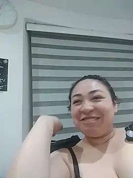 Liaroselle - new vibrating toy + fucked pussy