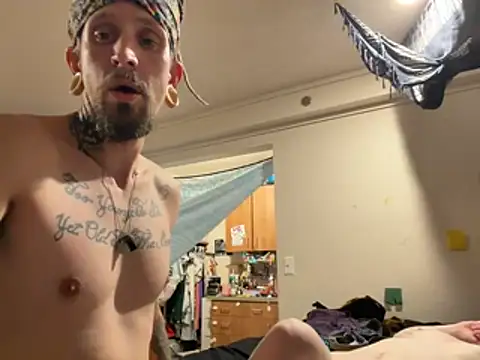 Lucid_509 - Stack money to pay rent!