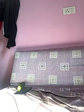 Juicey_bhabhi_pussy - Spit on pussy and boobs check insta boys