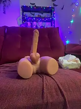 99_Lilith - Ride dildo/ sentar de frente e de costas