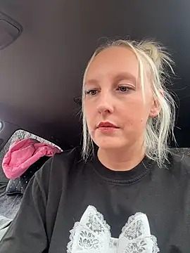 MerlinDave - Finger pussy/naked 😋😋✌️🥵