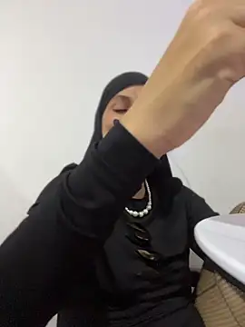 Aisha_k - Ride toy slowly🔥
