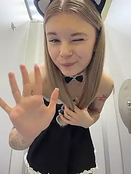 -MiaKitty - Leave dress at sink | Men's wc😱🔞