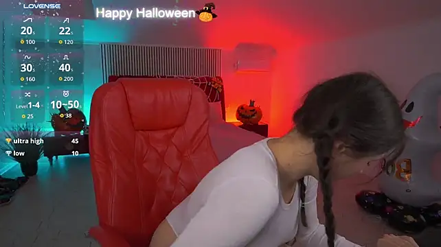 VikVikLove - show pussy, + control 3 min
