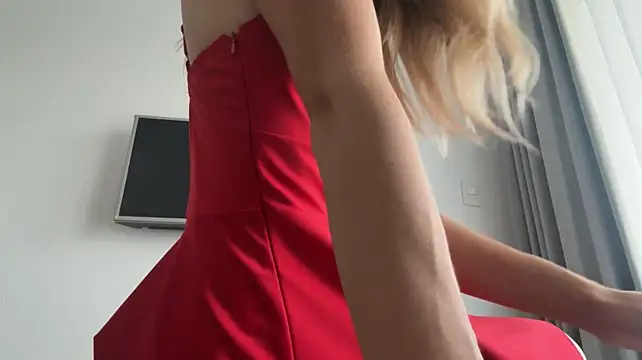 LynelleGorringe - Oil massage my big ass😜