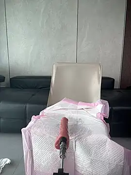Josephine5566 - BB涂牙膏，随机喷水🐳