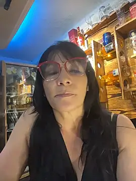 _Pamela04 - Fuck my pussy with beer bottle in bar