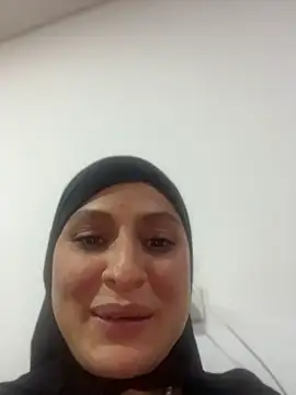 Aisha_k - gag + lashes
