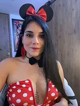 Miaswwe - naked+ smoking sensual