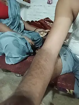Indiansexycouple2