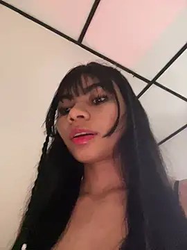 Alejaa21_ - exposing the breasts with ice