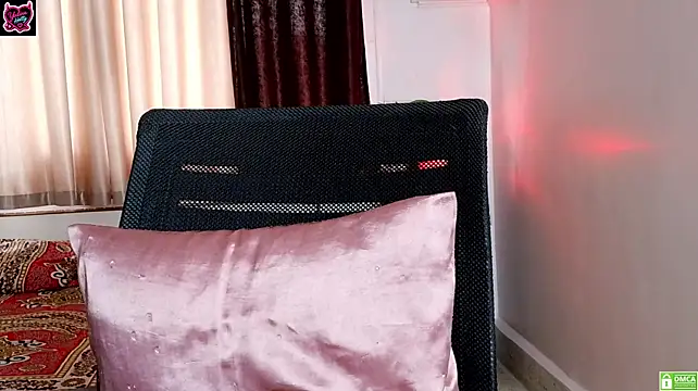 Yalinahotty - ice on boobs+20 slaps+3 min cnt LT