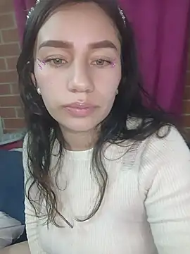 AbriilBloom - Flash Breasts