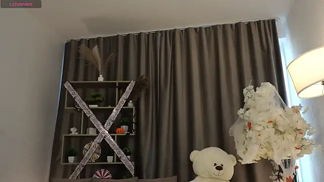 JessRosen - seducing eye contact and squeeze boobies