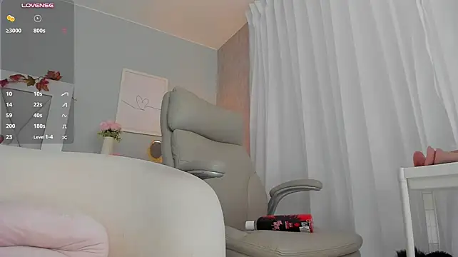 Ami_sweet18 - FINGERS MY ASS