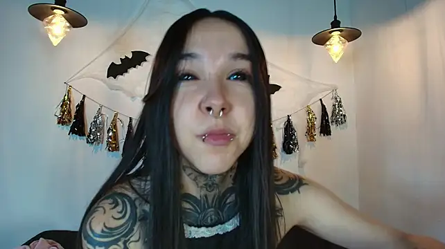 Alien_eyes09 - Spanking in 4