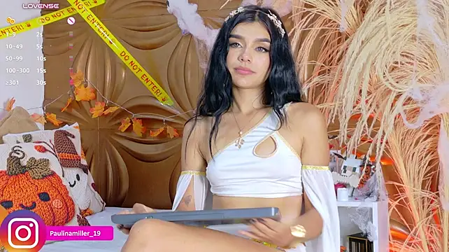 Paulinamillerr - Squirt+domi down the hot jet by my legs