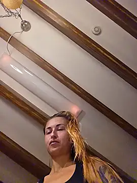 Kylie_blck - Flash Pussy+1Pic+1SurpriseVideo