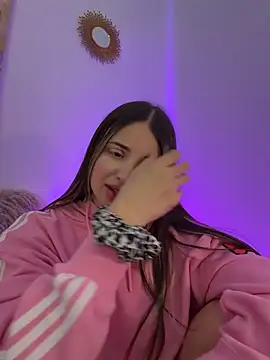 Ashleyjenner_ - Sexy Dancing 💚