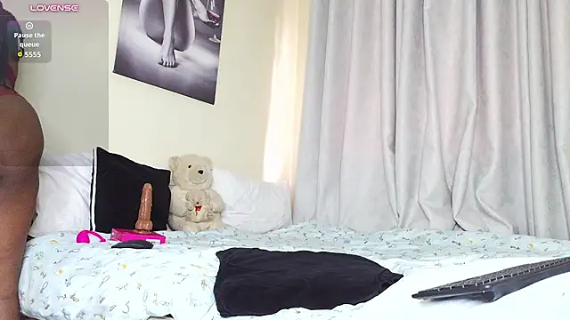 Fluffy_Pillows