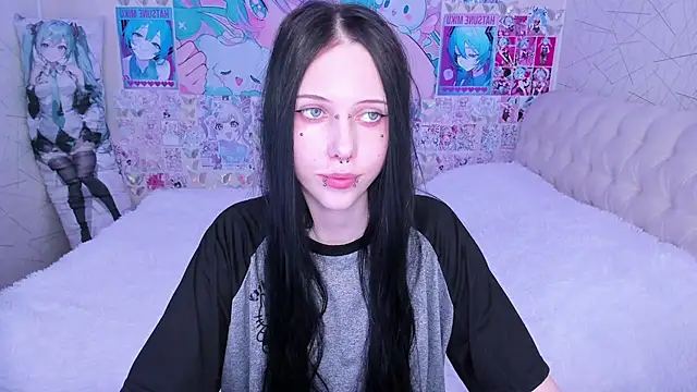 SugarBunny18 - full naked 5 min