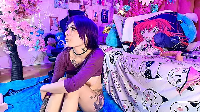 Alicebenett - big dildo fuckmachine anal
