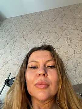 Lovers__Annn - Mutant cock inside