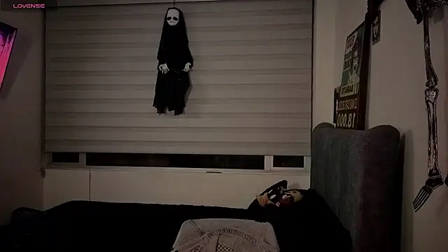 Freyaa_sorcerees - pussy pley