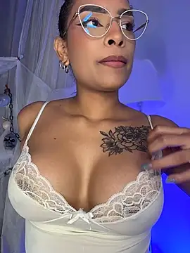 _mayka - hugue puddle in my pussy :tongue: