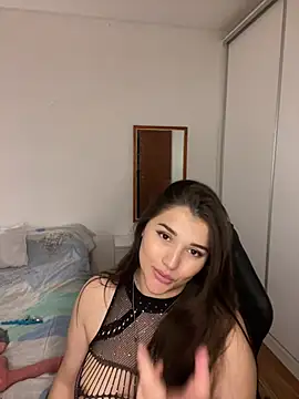 Angietubebe - Oral sex and a tit-job—5 minutes.