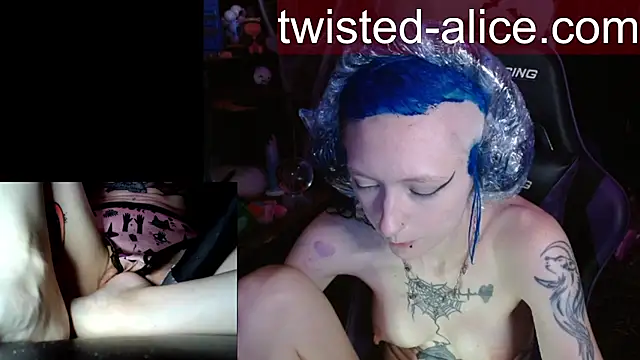 Twisted_Alice - dlldo play (halloween dildo)