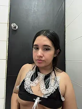 Samantthaescobar - Finger in ass and spanks ass